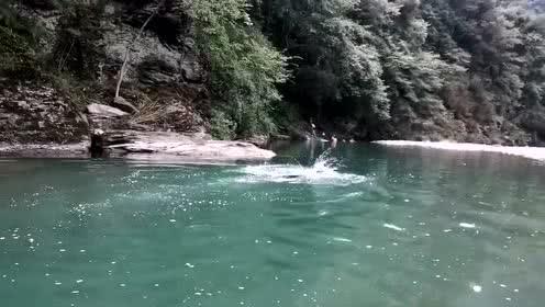 暖粥飘香,情深意长